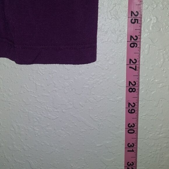 Y2K Purple tee with crystal embellishments on the shoulders & sleeves - Picture 5 of 6